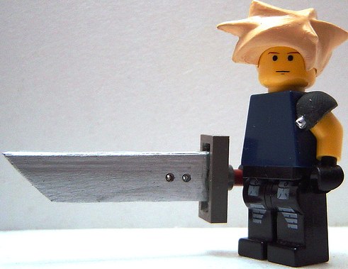 custom minifig cloud strife by LordT